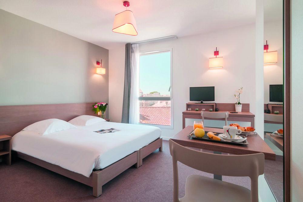 Zenitude Hotel-Residences Narbonne Centre Екстер'єр фото