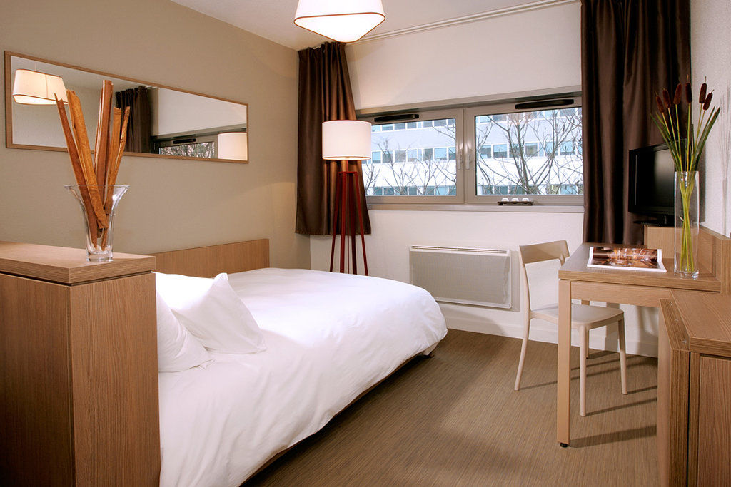 Zenitude Hotel-Residences Narbonne Centre Екстер'єр фото