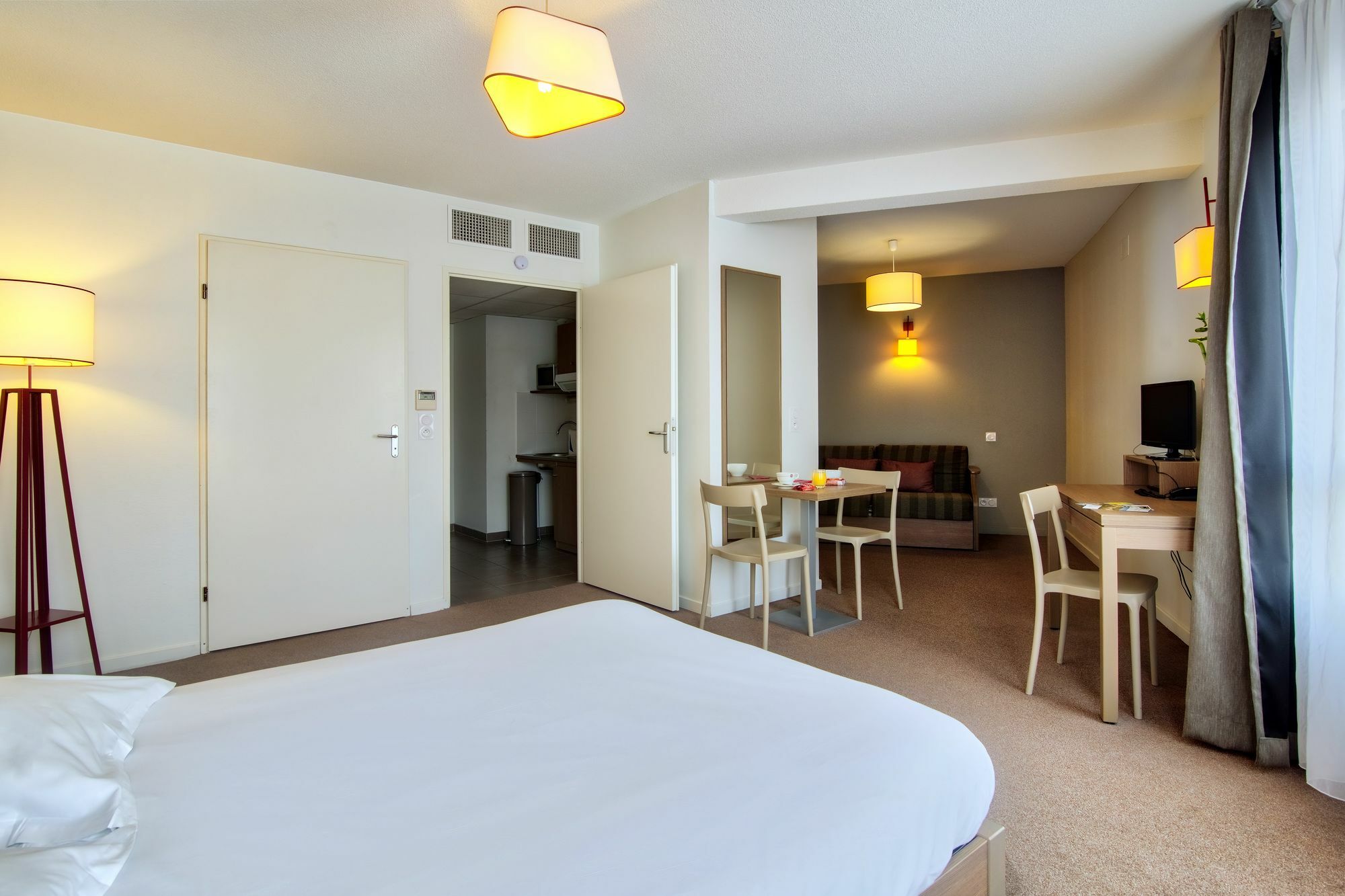 Zenitude Hotel-Residences Narbonne Centre Екстер'єр фото